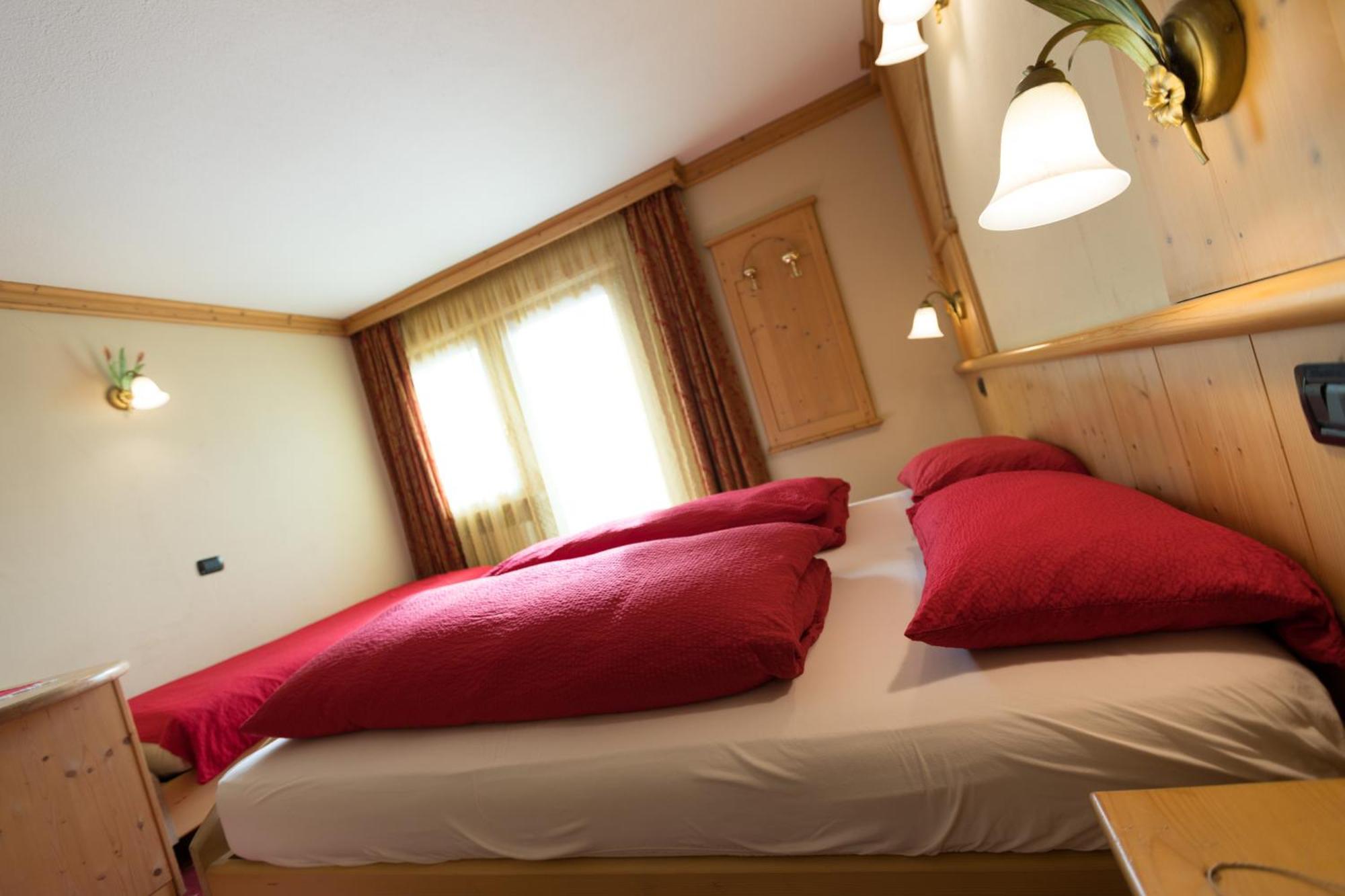 Hotel Champagne Livigno Eksteriør billede