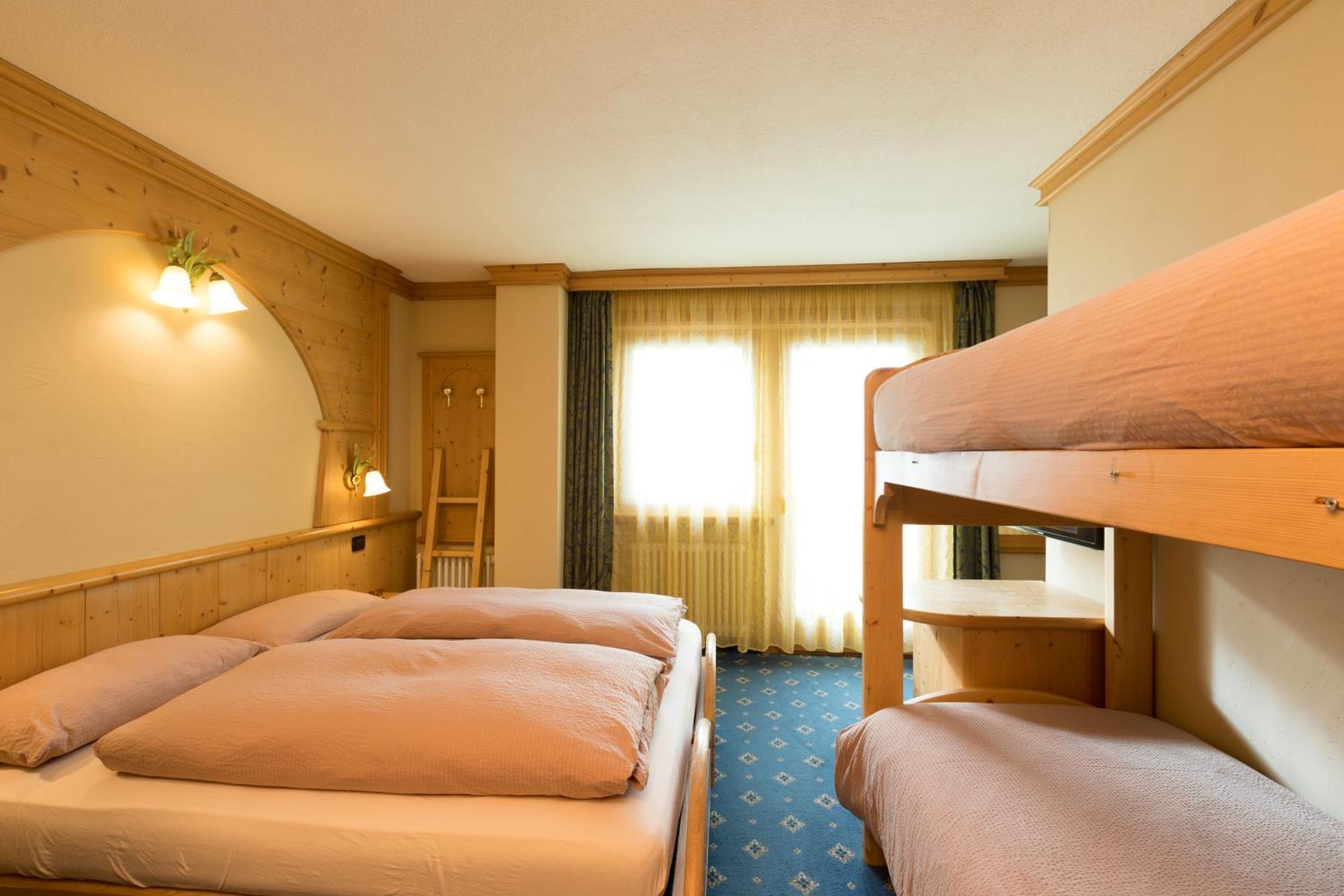 Hotel Champagne Livigno Eksteriør billede