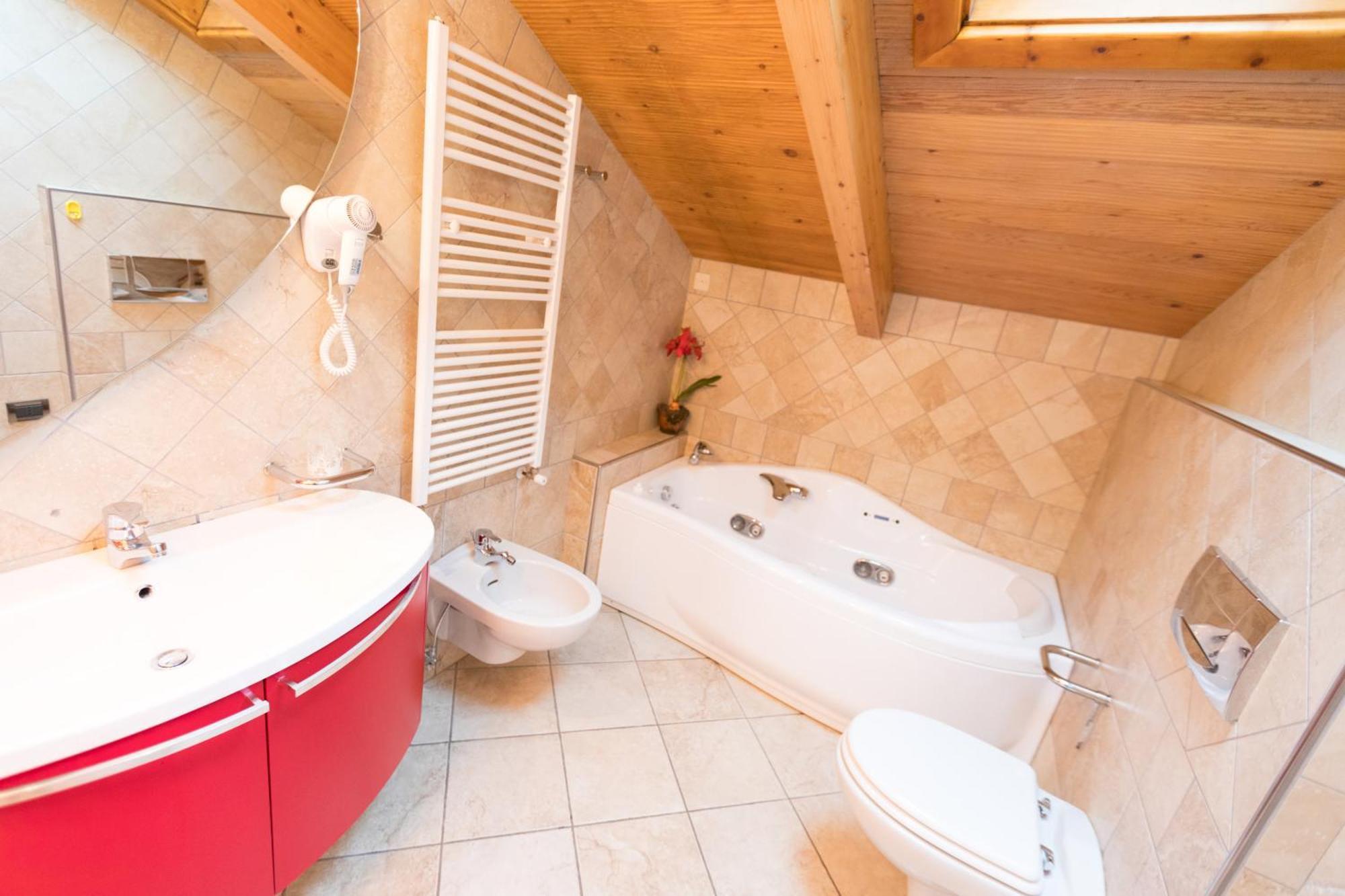 Hotel Champagne Livigno Eksteriør billede
