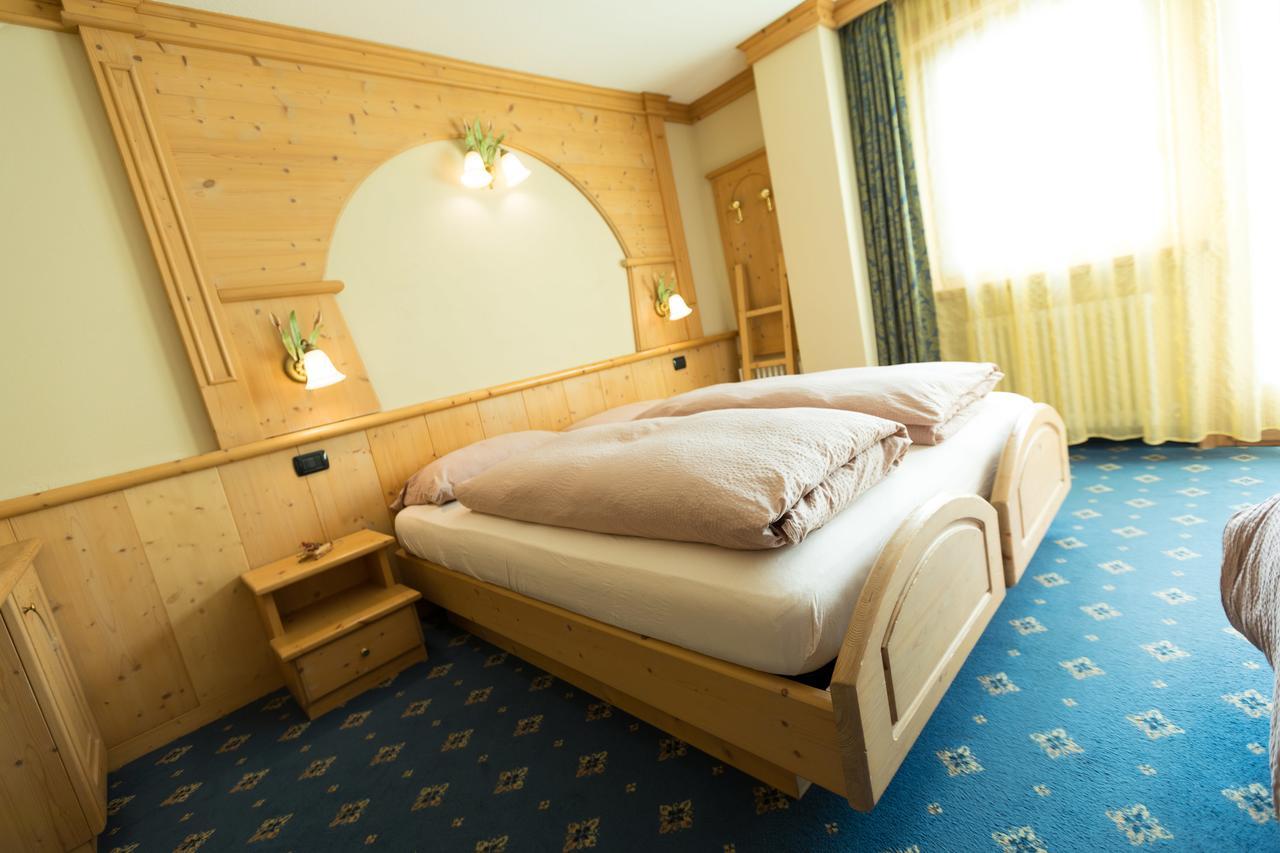 Hotel Champagne Livigno Eksteriør billede